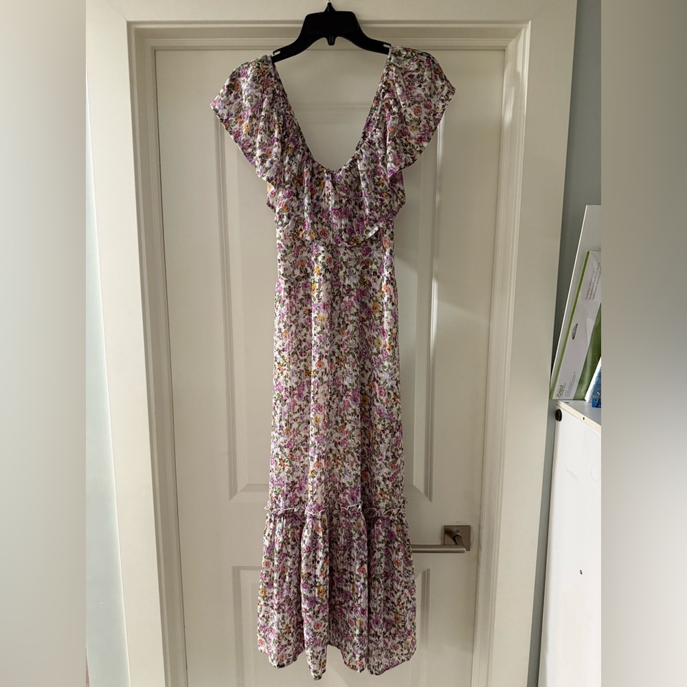 ASOS New Look rose ruffle dress in cream and‎ purple floral Size 4 Like New